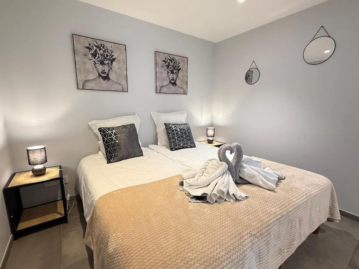 Apartment Appartement Le Cocon Proche Station Ski-Piscine Saint Avre la Chambre France