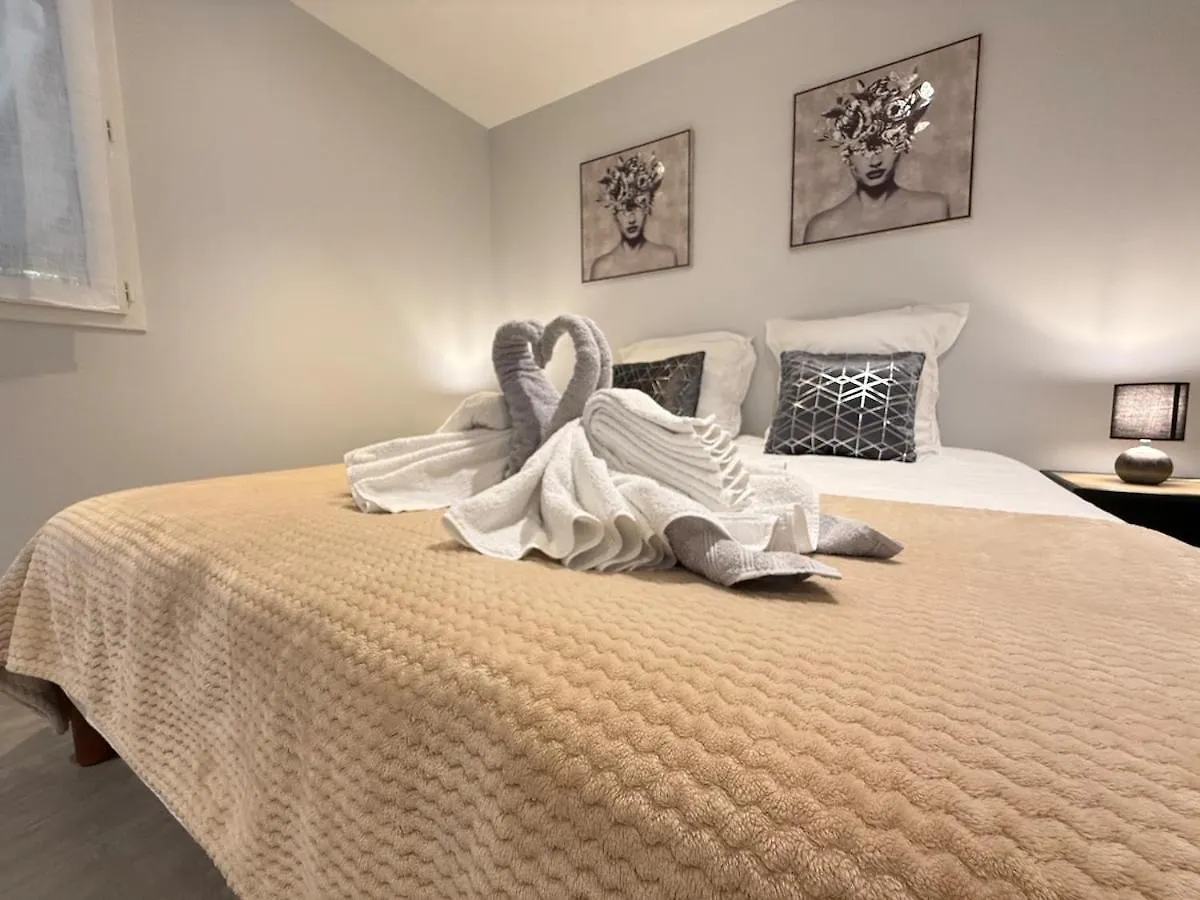 Appartement Le Cocon Proche Station Ski-Piscine Saint Avre la Chambre